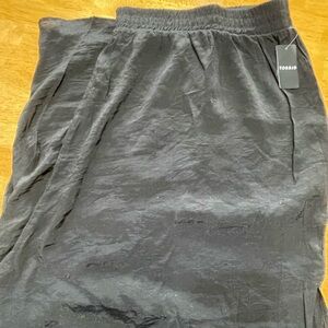 Torrid Black Capris